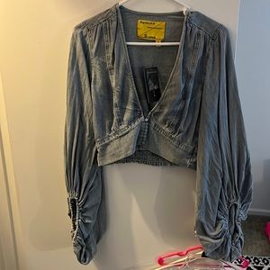 Cropped balloon sleeve Jean top